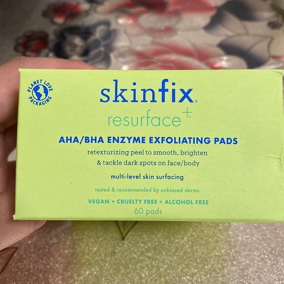 Skinfix resurface enzyme exfoliating pads - Picture 1 of 3
